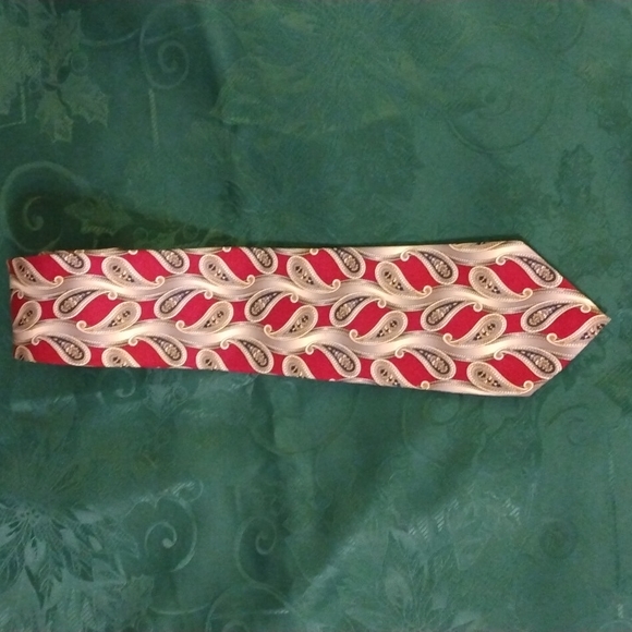 Tropicool Other - TROPICOOL 100% IMPORTED SILK TIE
